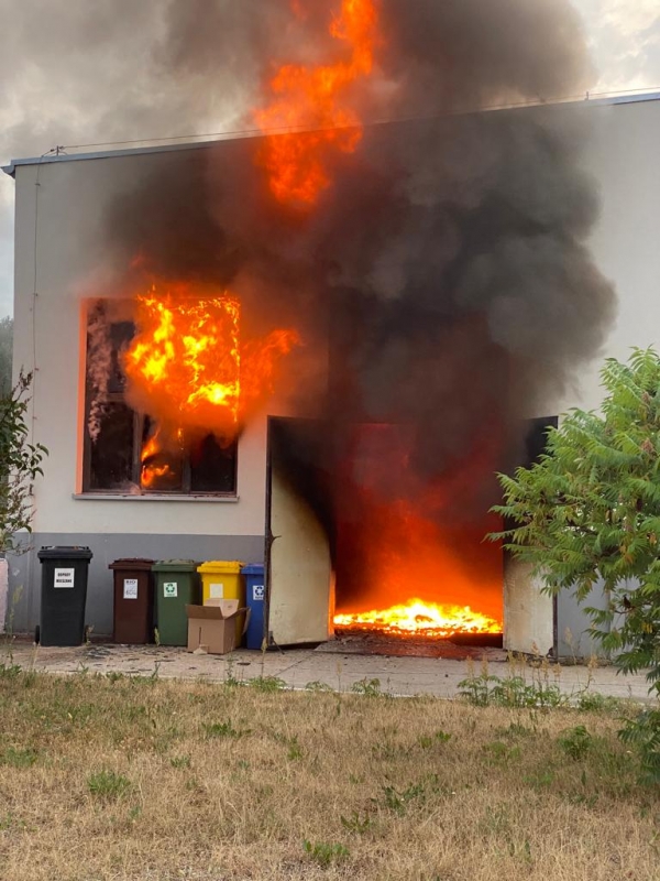 Pożar magazynu przy ul. Polnej w Polkowicach